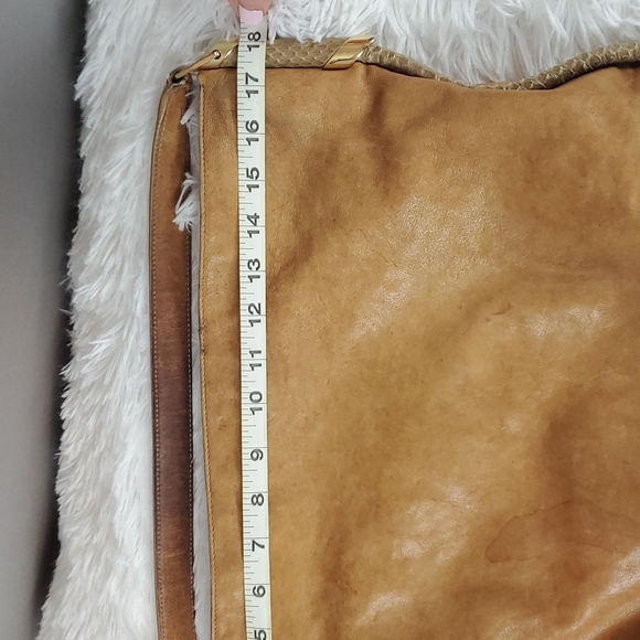 Authenticated Jimmy Choo Handbag - Picture 12 of 13